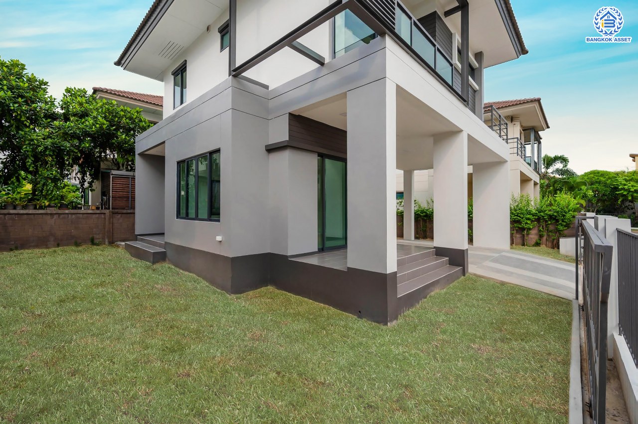 บ้านมือสองตกแต่งใหม่ โครงการ สราญสิริ ติวานนท์-แจ้งวัฒนะ1 เนื้อที่ 50.8 ตร.ว. ดีไซน์ตอบทุกไลฟ์สไตล์ ฟังก์ชัน 3 ห้องนอน 2 ห้องน้ำ จอดรถได้ 2 คัน Living กว้างขวาง บนทำเลติดถนนใหญ่ เชื่อมต่อทุกเส้นทาง ใกล้จุดขึ้นทางด่วน "ศรีสมาน"